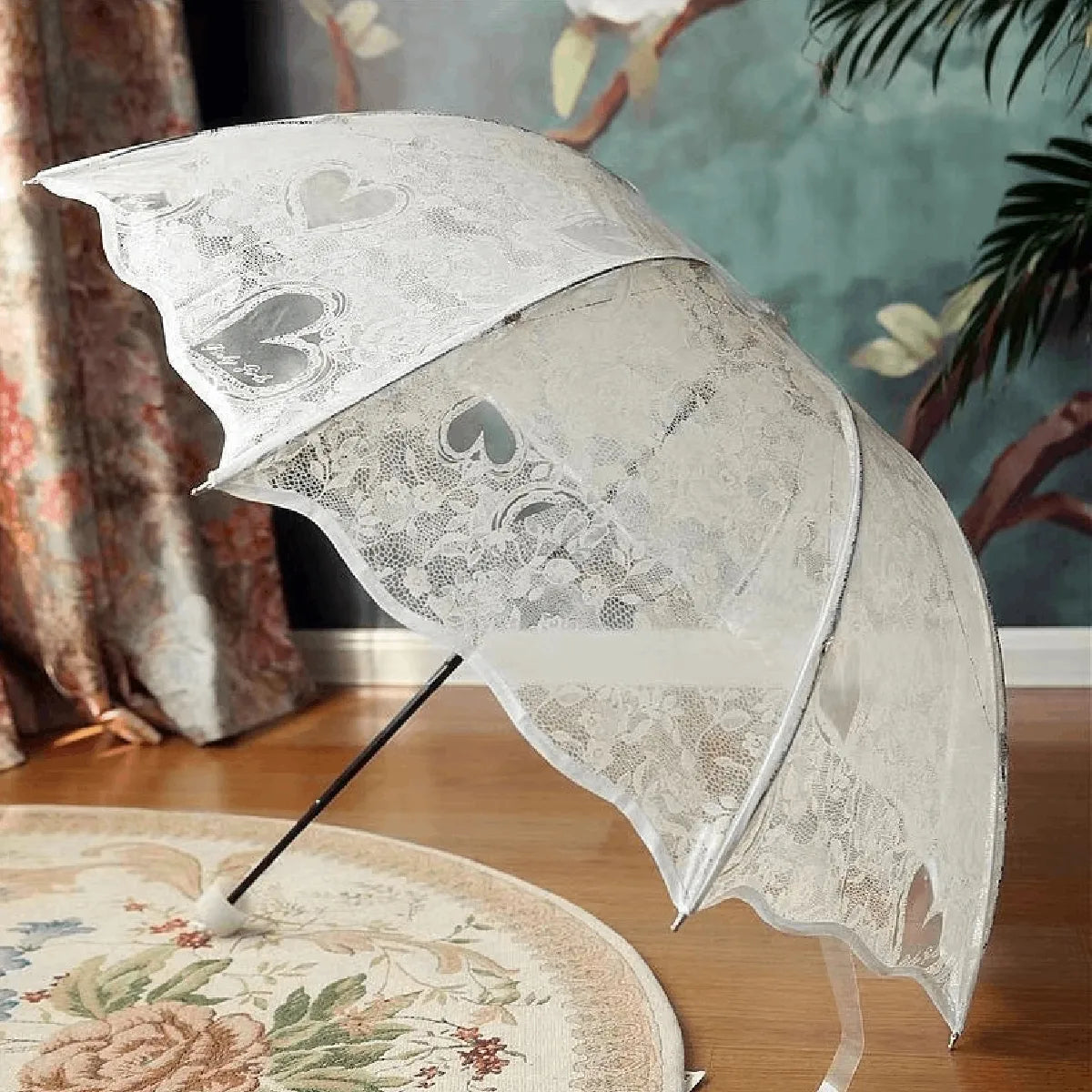 1 trendy edge retro transparent umbrella - three-fold transparent folding umbrella -PVC material, suitable for travel photograph